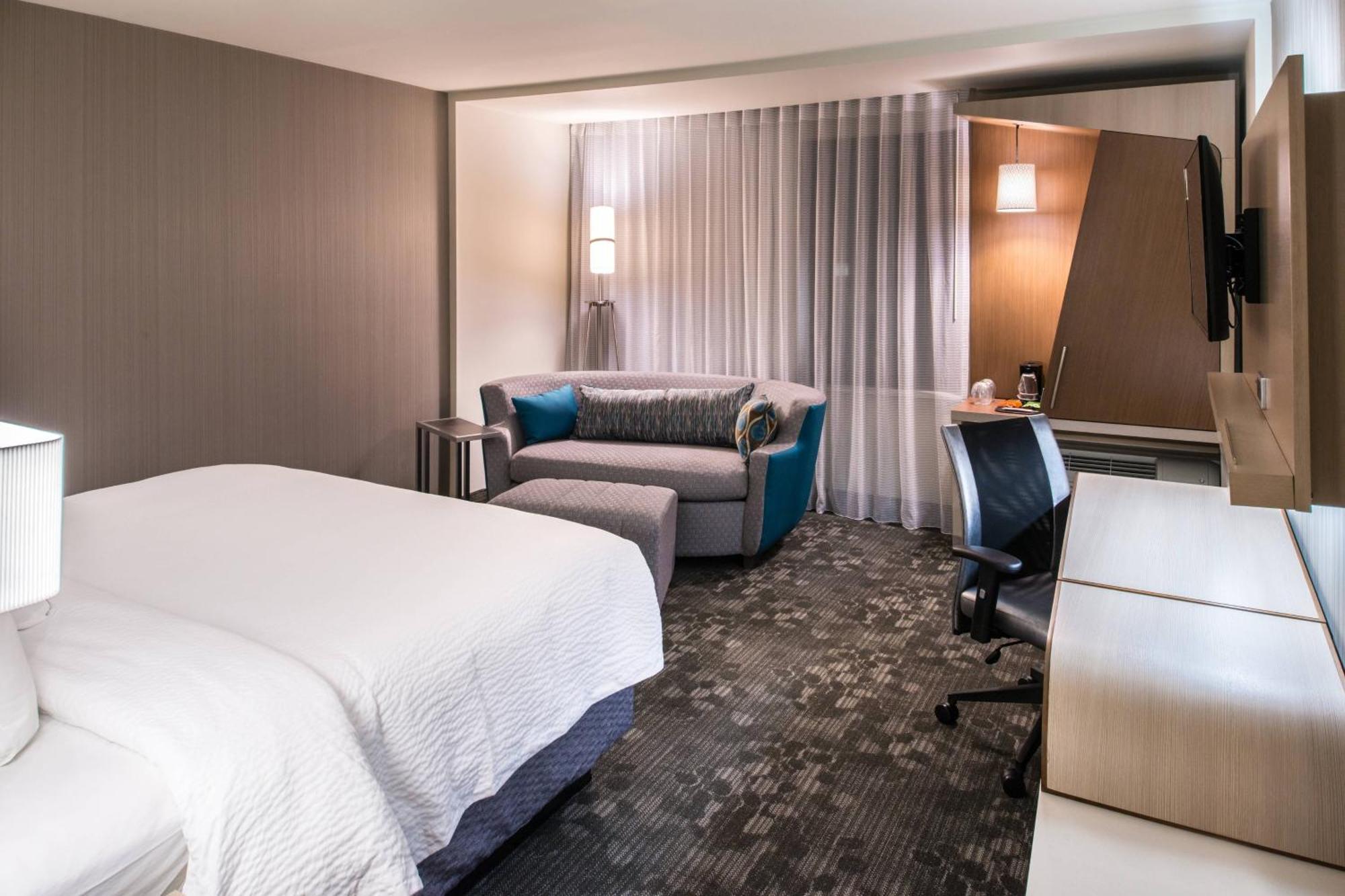Courtyard By Marriott Jacksonville Exteriér fotografie